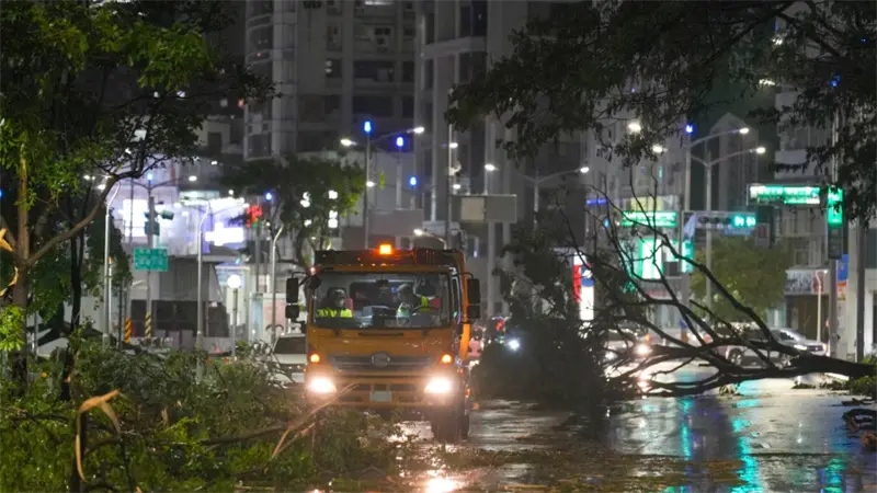 Al menos 14 muertos en el este de Taiwán por inundaciones provocadas por el tifón Ragasa