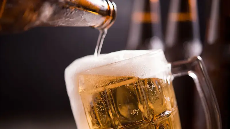 Michelob Ultra desplaza a Modelo Especial como la cerveza más vendida en EE.UU.