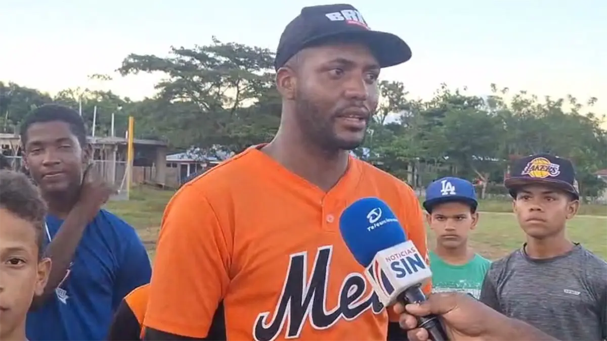 Denuncian fallas en reconstrucción de estadio en Sabana del Puerto, Bonao