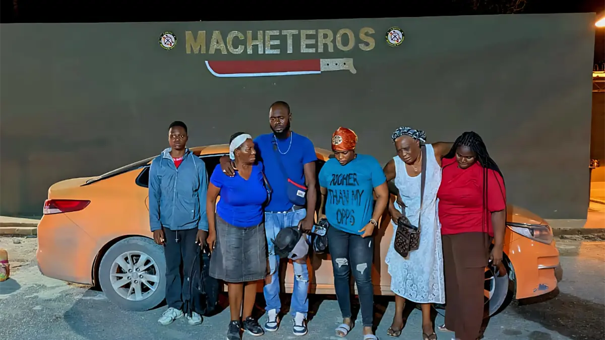 Detienen dominicano transportaba en un vehículo 06 extranjeros en condición migratoria irregular.