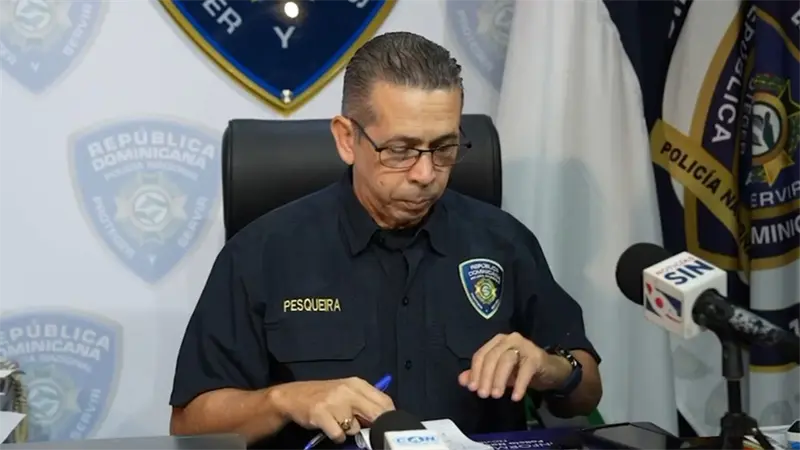 Policía investigan muerte de hombre tras intento de robo en su residencia en Villa Mella
