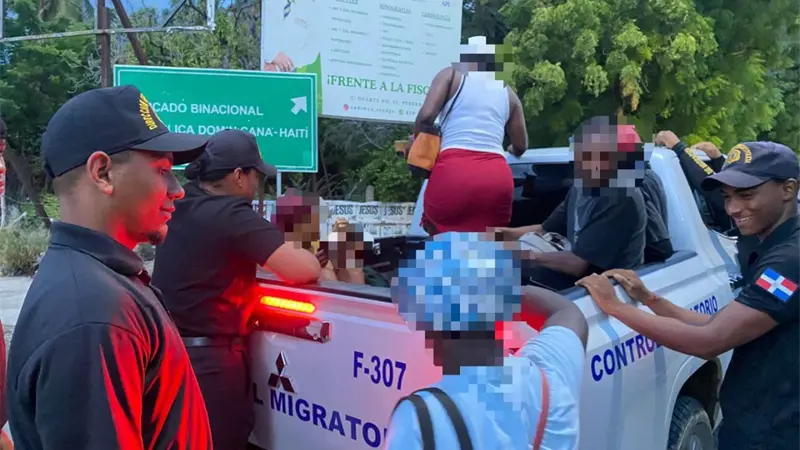 Migración y cuerpos de seguridad detienen 1,197 haitianos irregulares, deporta 1,105