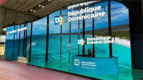 Acuerdos claves con aerolíneas para reactivar turismo francés