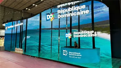 Acuerdos claves con aerol&iacute;neas para reactivar turismo franc&eacute;s