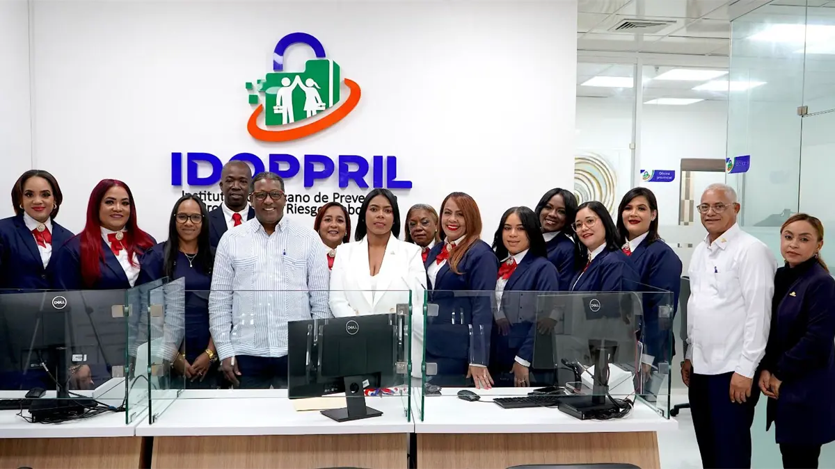 IDOPPRIL reinaugura oficina en La Romana tras modernización
