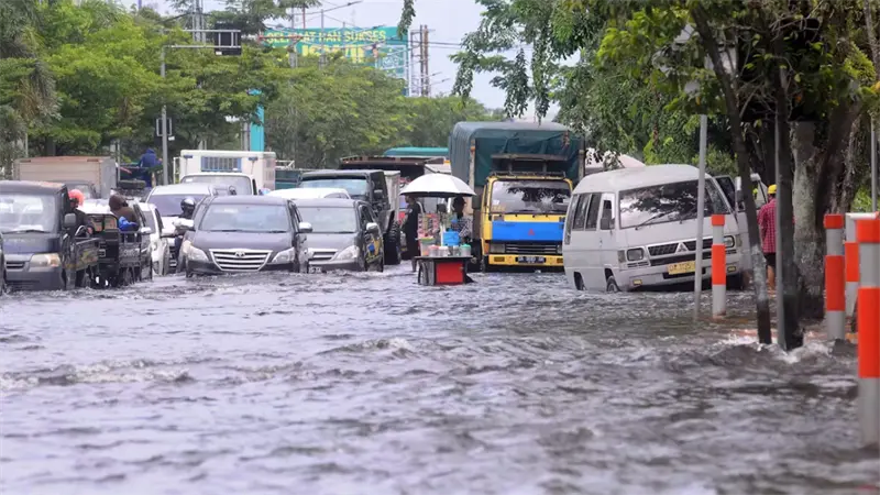 Más de 20 años viviendo entre inundaciones: el drama eterno en Santo Domingo Este
