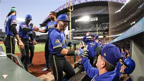 Marineros barren a los Rockies tras asegurar su boleto