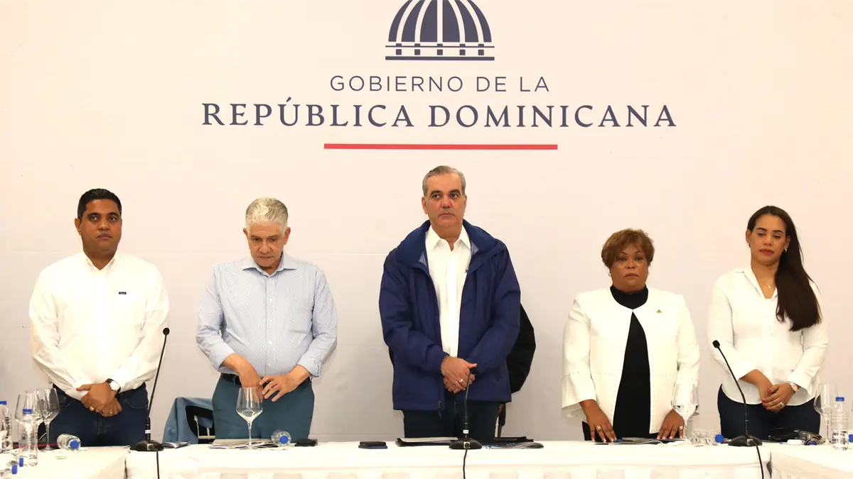 Presidente Abinader pasa balance a obras en curso y define prioridades para el 2026