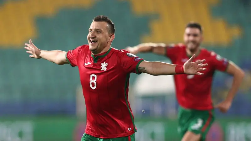 Bulgaria vuelve a soñar tras 55 años e Italia busca mantener su trono