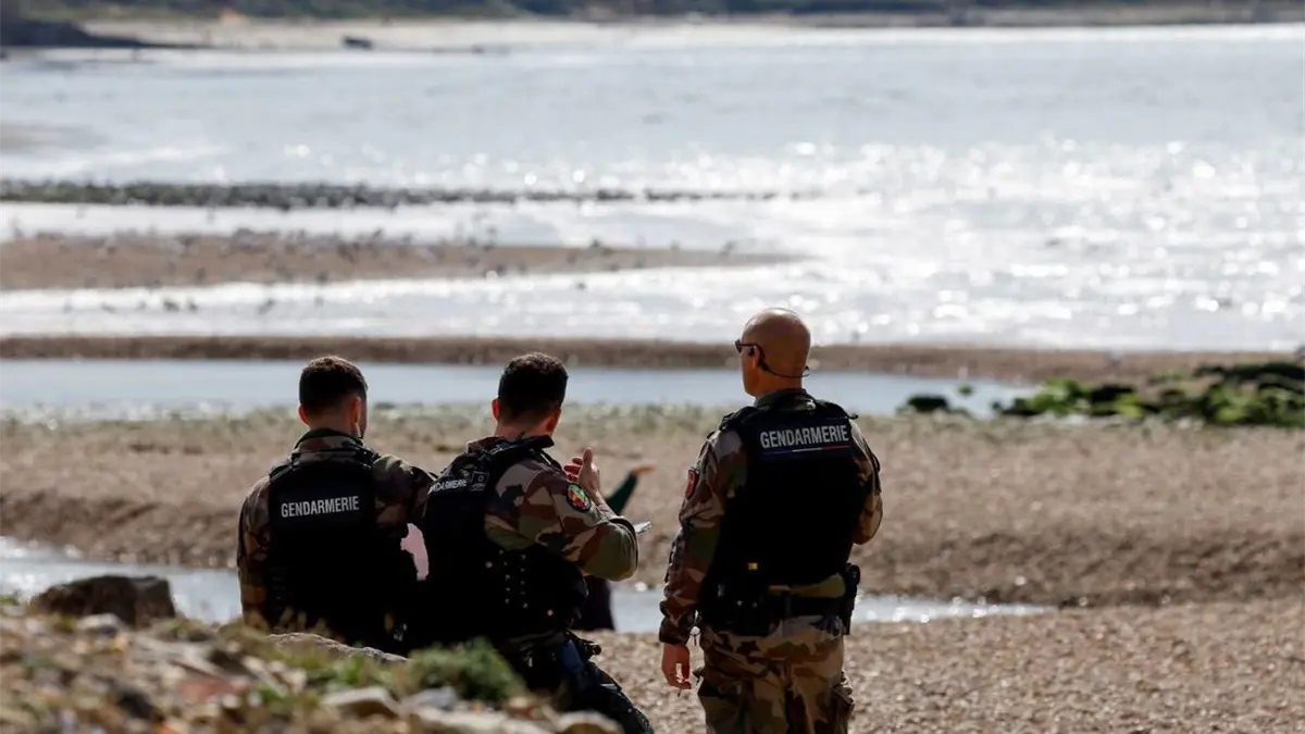 Hallan cadáver de migrante fallecido al tratar de llegar desde Francia a costas británicas