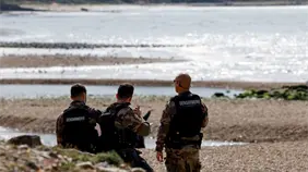 Hallan cadáver de migrante fallecido al tratar de llegar desde Francia a costas británicas