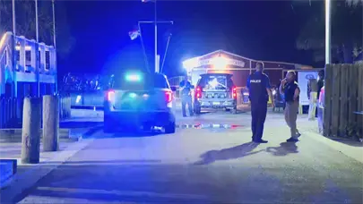 Tres muertos y ocho heridos en tiroteo en bar de Carolina del Norte