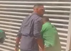 Motoristas  agreden a agente de la DIGESETT en Moca