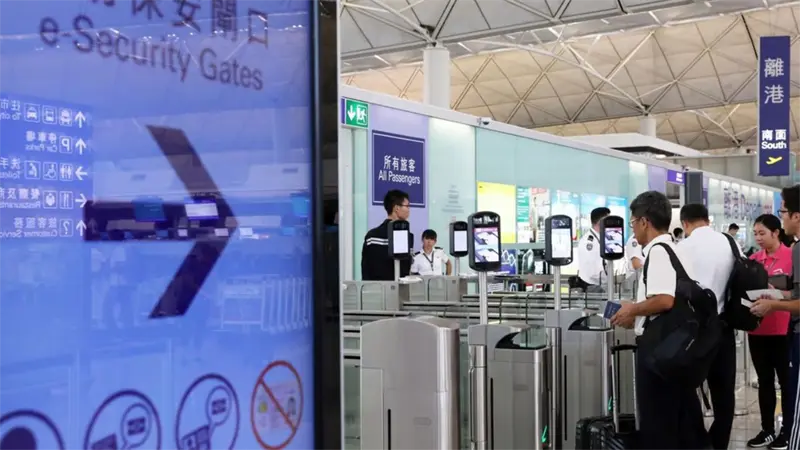 Aeropuerto de Hong Kong introduce verificación facial total sin documentos en salidas