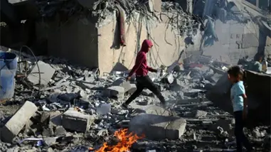 Amnistía Internacional pide a Israel poner fin al genocidio y a Hamás liberar a cautivos