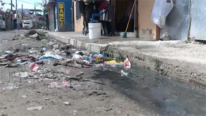 Comunidades refuerzan higiene tras intensas lluvias