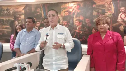 Aceleran trabajos de reparaci&oacute;n y remozamiento de escuelas en Los Alcarrizos