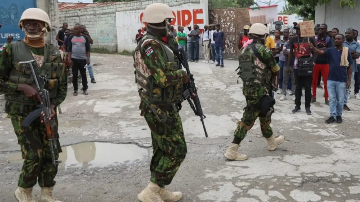 Kenia celebra como un avance positivo el despliegue de una fuerza antipandillas en Haití