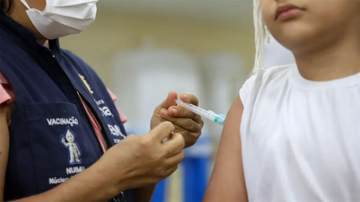 Vacuna contra el dengue.