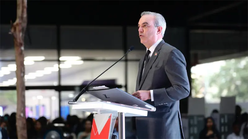 Abinader: "El trabajo no es solo una política económica, es una filosofía de gobierno"