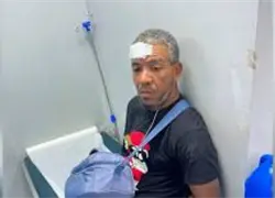 Arrestan a hombre acusado de sustraer un celular en un hospital haciéndose pasar por paciente