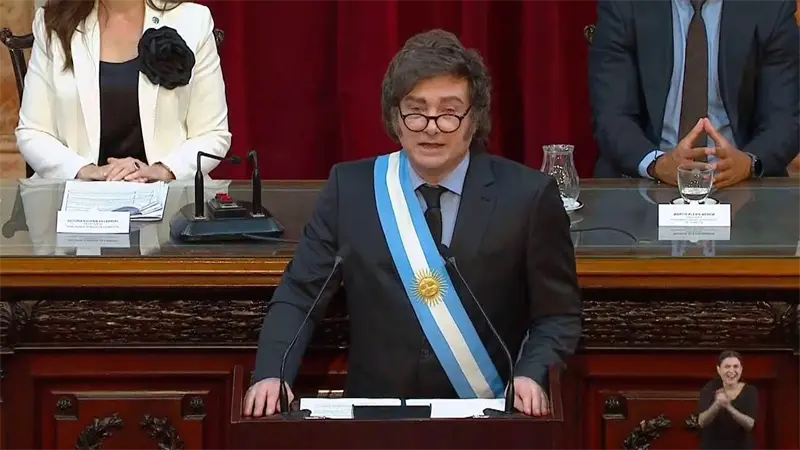 Milei impulsa reforma del Código Penal para subir penas y bajar la edad de imputabilidad