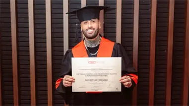 Nicky Jam Recibe Doctorado Honoris Causa en Industrias Creativas y Emprendimiento Cultural