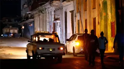 Cuba prev&eacute; para este viernes su m&aacute;ximo de apagones con el 58 % del pa&iacute;s a oscuras