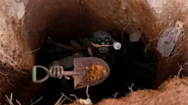 Derrumbe de mina de oro en Kenia deja cuatro mineros muertos, incluido un menor de edad