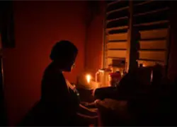 Residentes de La Senda en Villa Mella denuncian problemas con el servicio eléctrico