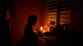 Residentes de La Senda en Villa Mella denuncian problemas con el servicio eléctrico