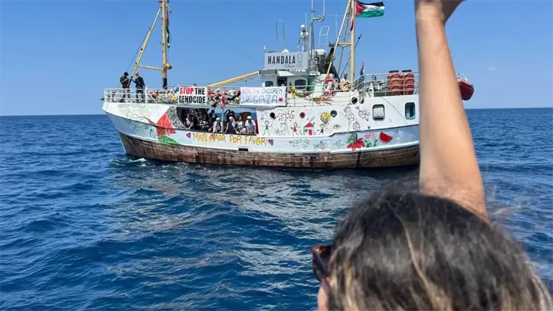Llegan a Roma cuatro diputados italianos expulsados de Israel tras viajar con Flotilla