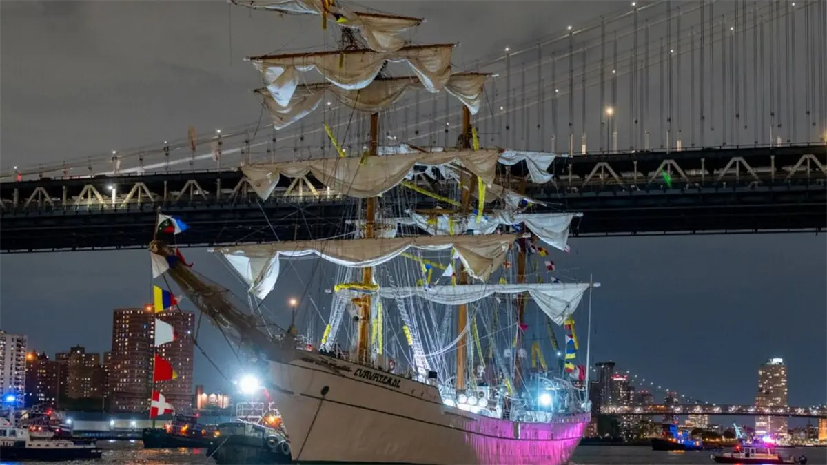 El buque escuela mexicano Cuauhtémoc partirá de Nueva York tras ser reparado, luego del accidente en mayo contra el puente de Brooklyn que dejó dos cadetes muertos y veinte heridos.