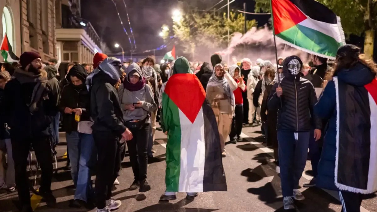 Ciudad de Gaza recupera cierta normalidad y esperanza, pero sin aún nada que celebrar