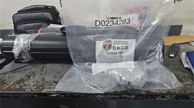 Interceptan cocaína líquida camuflada en productos de belleza y porta plano en el AILA y el Inposdom