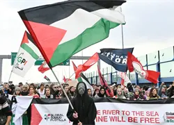 Manifestación multitudinaria toma Roma en apoyo a Gaza y la Flotilla