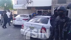 Policías bajo la lupa: diversos sectores reclaman seguir profundizando pesquisas sobre 11 agentes señalados por la masacre de Santiago
