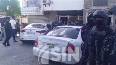 Policías bajo la lupa: diversos sectores reclaman seguir profundizando pesquisas sobre 11 agentes señalados por la masacre de Santiago