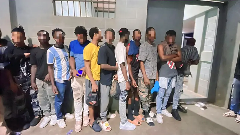 Autoridades detienen a más de 1,200 haitianos indocumentados y deportan a 1,178 en un solo día