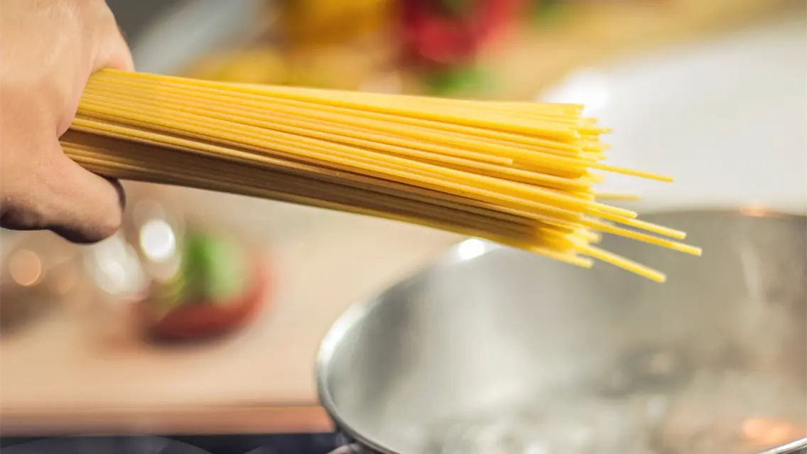 Todo por la pasta: Italia ofrece colaboración a Estados Unidos para evitar un arancel adicional en el sector
