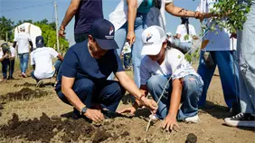 Voluntariado Banreservas siembra 1,500 caobas criollas en Navarrete durante el Mes de la Reforestación