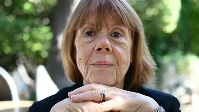 Gis&egrave;le Pelicot reaparece entre aplausos en otro juicio donde el acusado niega la violaci&oacute;n