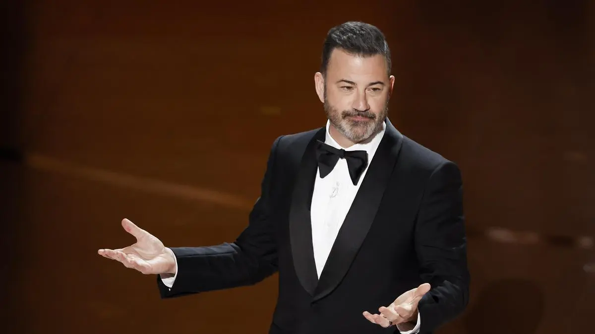 Jimmy Kimmel logra mayor popularidad que Trump tras suspenderse su programa, dice encuesta