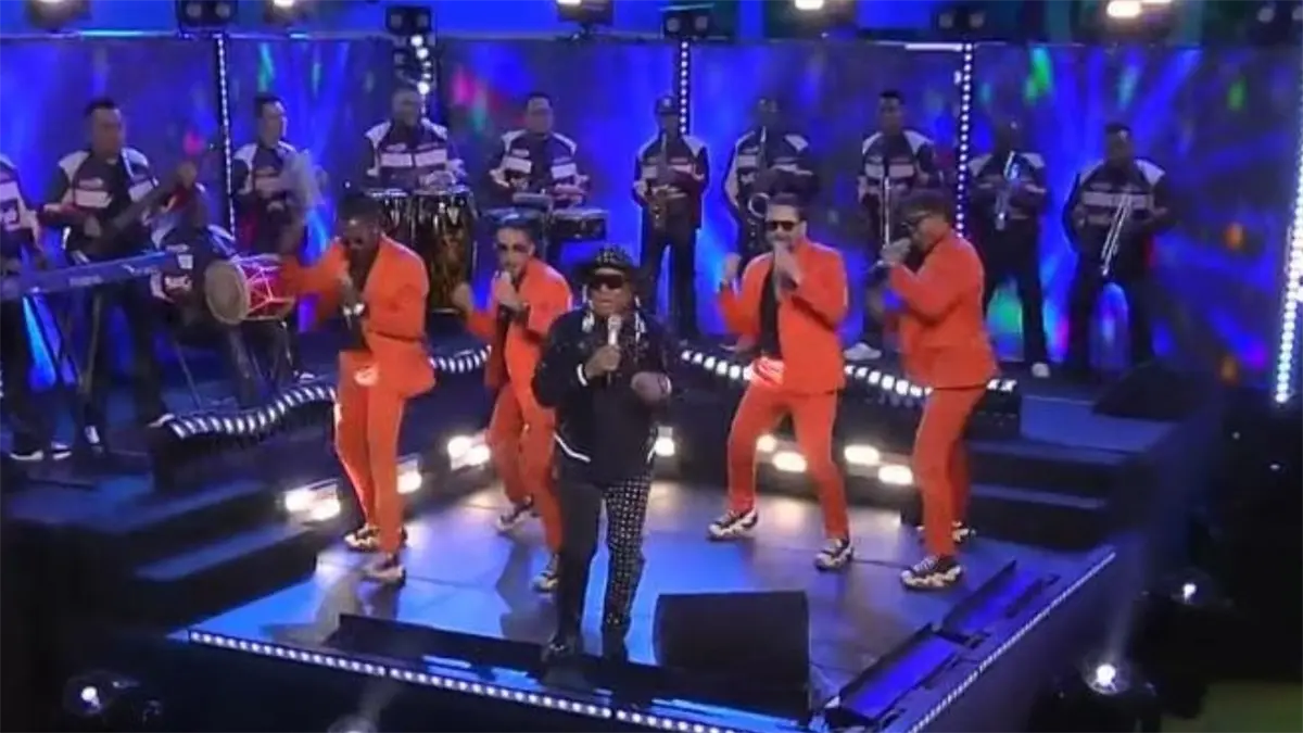 Merenglass pone el broche de oro en la final de La Casa de los Famosos México