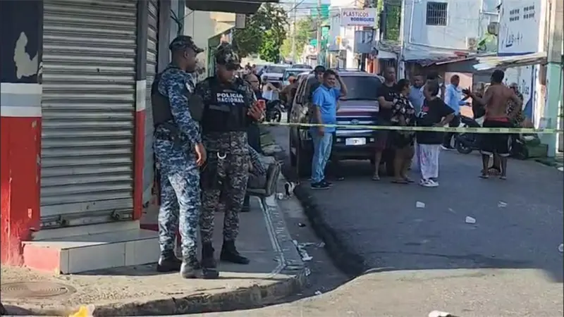 Autoridades investigan incidente en el sector Pueblo Nuevo de Santiago que dejó dos muertos y tres heridos