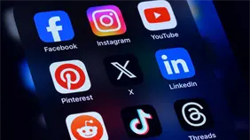 Prohíben uso de redes sociales en ciudad de la India tras episodios de violencia