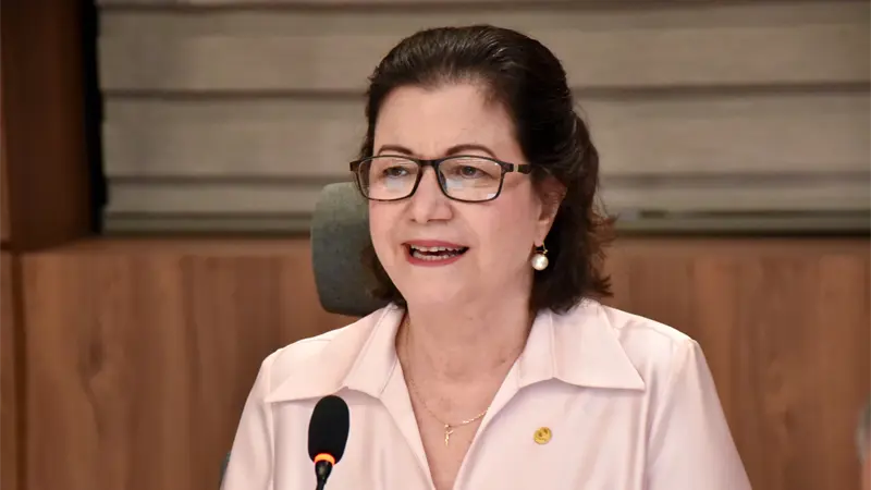 Aura Celeste Fernández promete ampliar cobertura de seguridad social