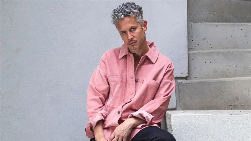 El dominicano Vicente García celebra el éxito de su música arriesgada fiel a su país