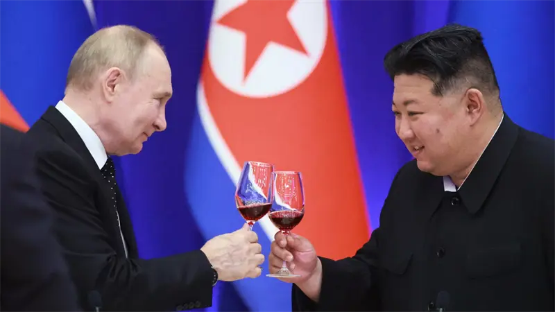Kim Jong-un describe a Putin como su camarada más cercano en felicitación de cumpleaños