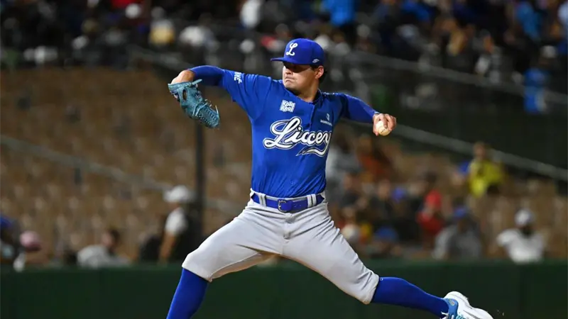 Nico Tellache vuelve a los Tigres del Licey como refuerzo